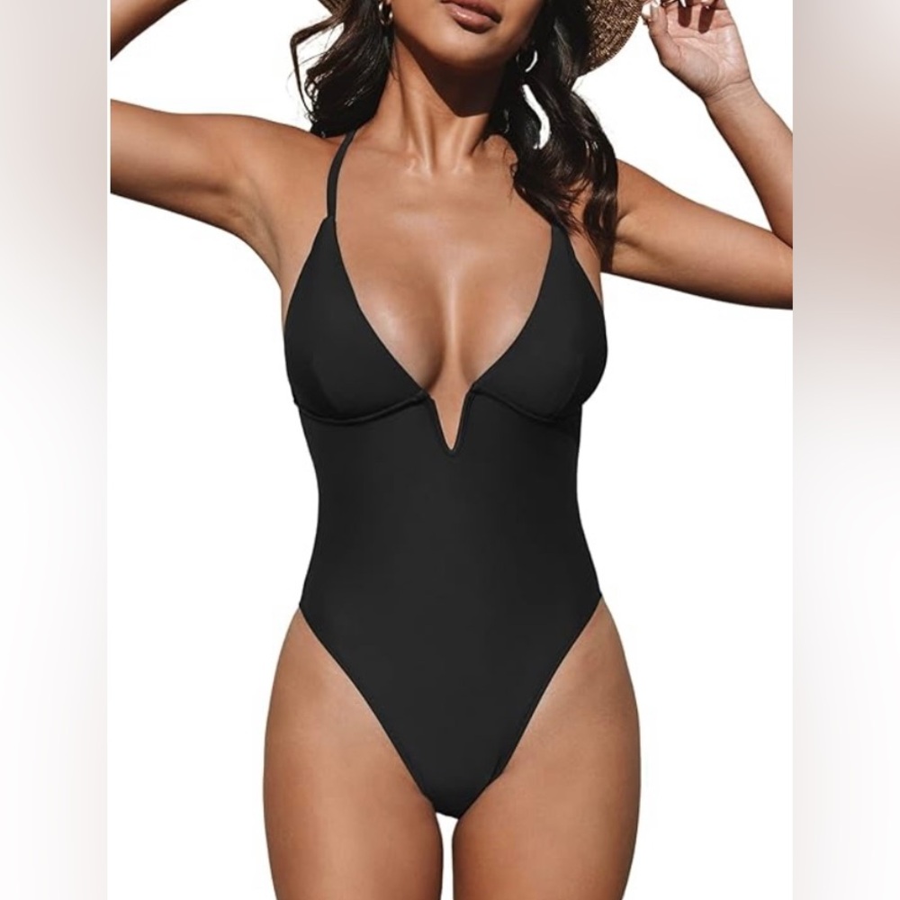 Cupshe Woman’s Black One Piece Bathing Suit